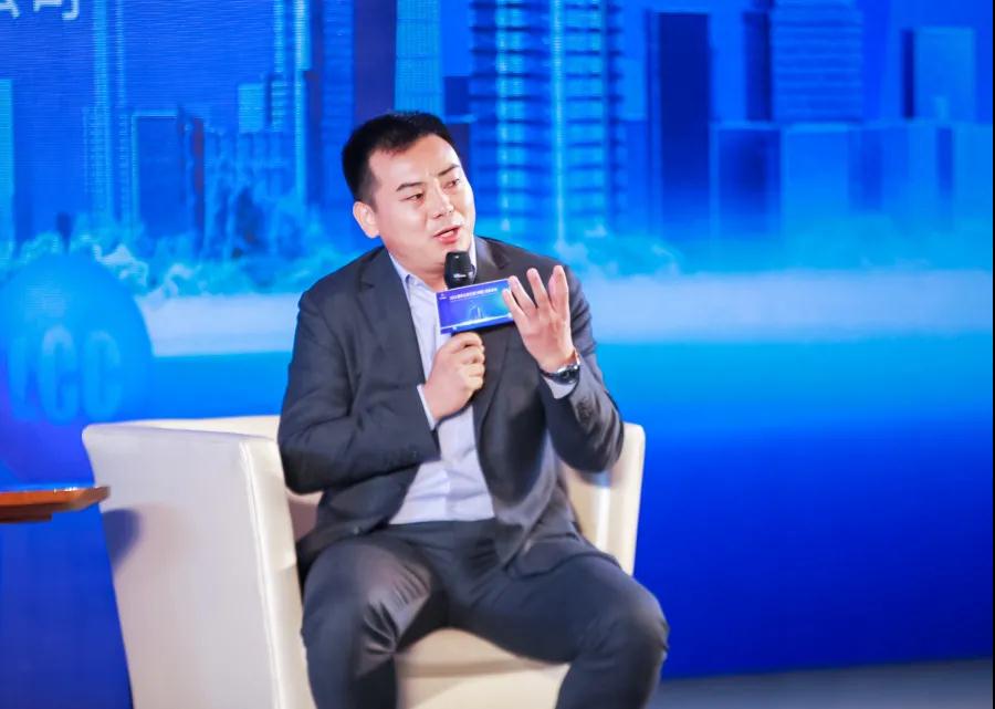 宇通客車國(guó)內(nèi)營(yíng)銷副總監(jiān)劉權(quán)立.jpg 宇通客車國(guó)內(nèi)營(yíng)銷副總監(jiān)劉權(quán)立.jpg